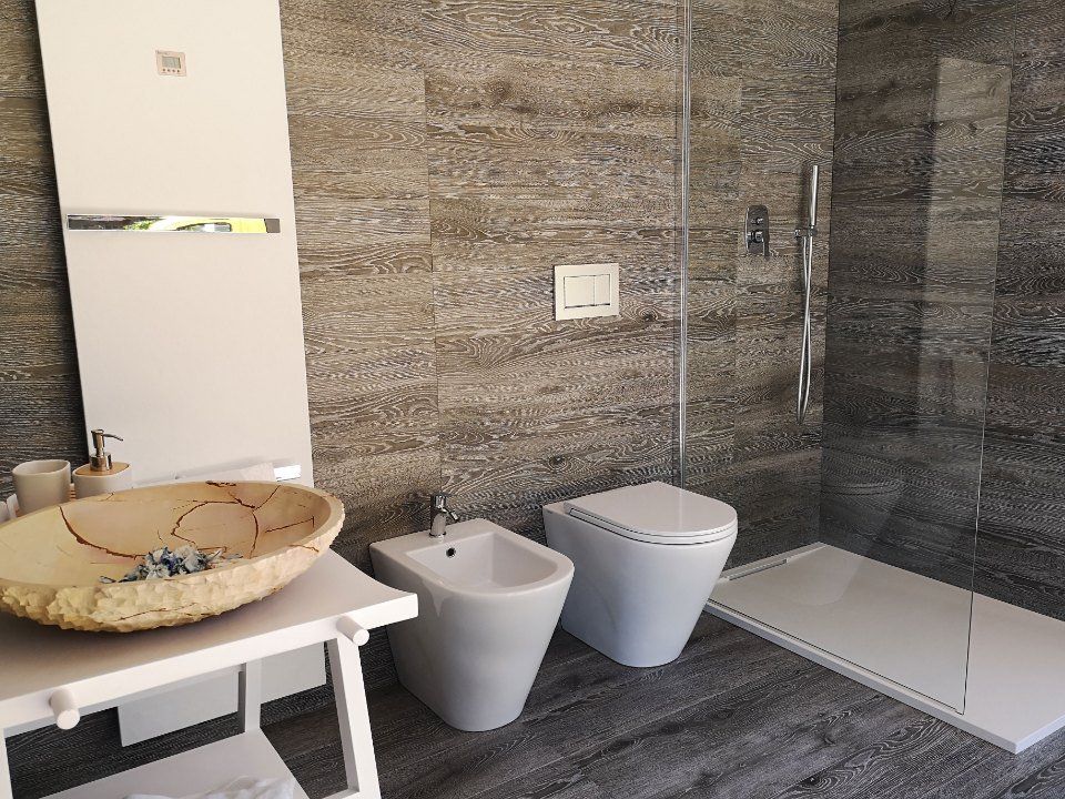 sanitari dalla forma ovale