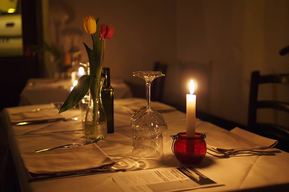 Cena a lume di candela