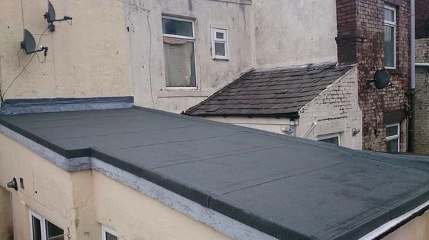 FLAT ROOFS
