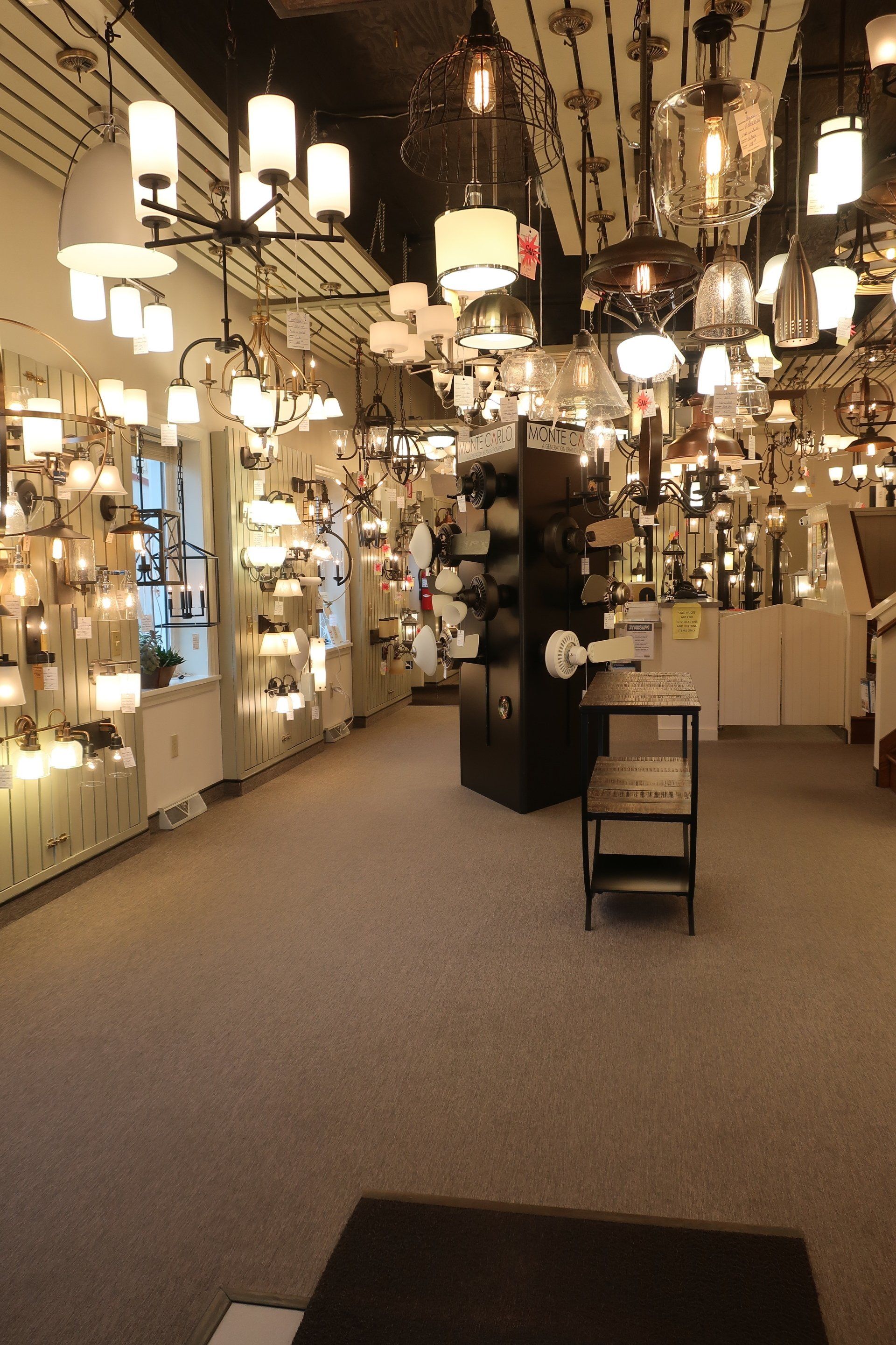 A store filled with lots of lights and lamps