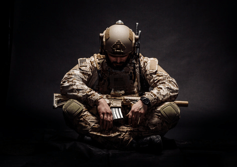 solider suffering from traumatic memory