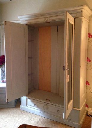 wardrobe