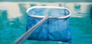 net used by pool repair experts in Kailua, HI