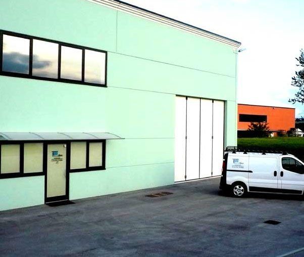 ingresso ditta di impianti termici