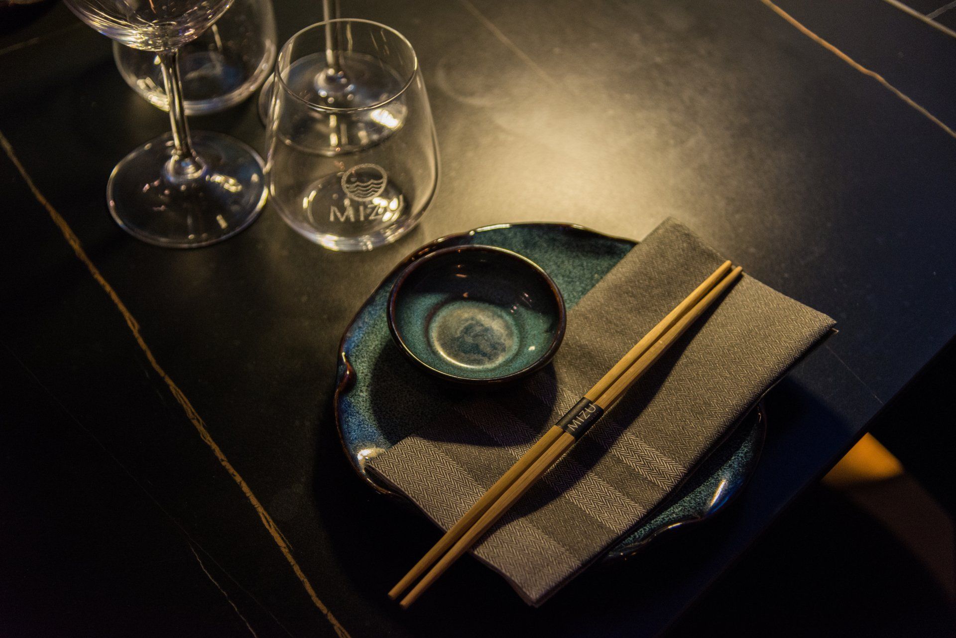 Interni del locale Mizu Sushi a Roma