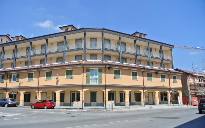 edificio commerciale