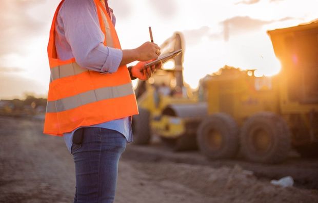 tecnico di un cantiere