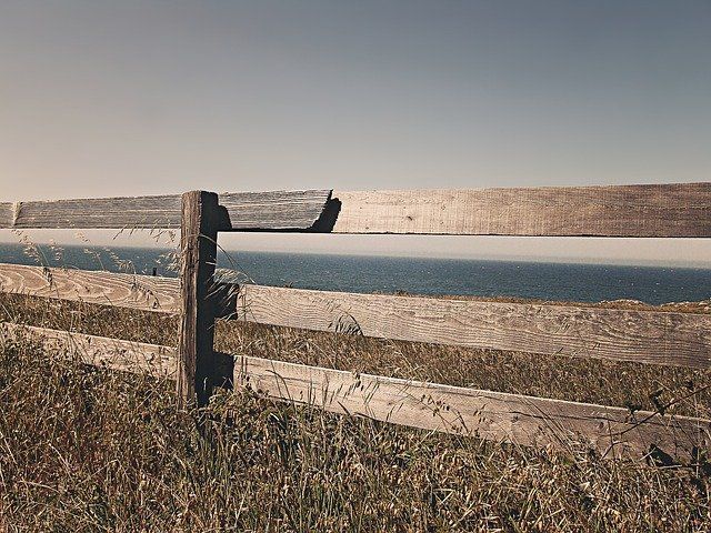 Beach fence