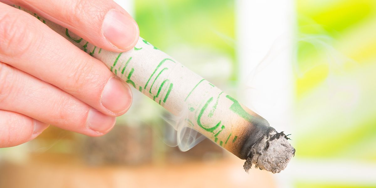Moxa, een behandeling, waarbij energie aan het lichaam wordt overgedragen bij Burn out en lidtekens
