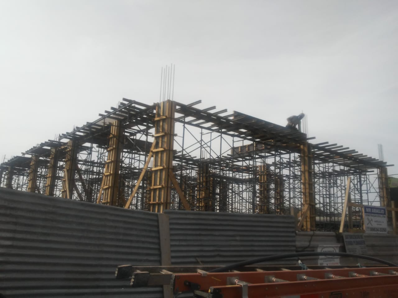 Torre de Escoramento em Vigas Equimax