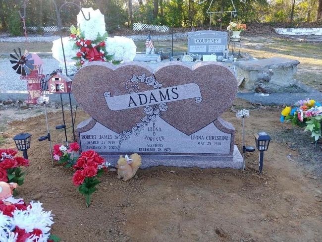 Family Heart Shaped Litho — Augusta, GA — Everlasting Granite and Marble