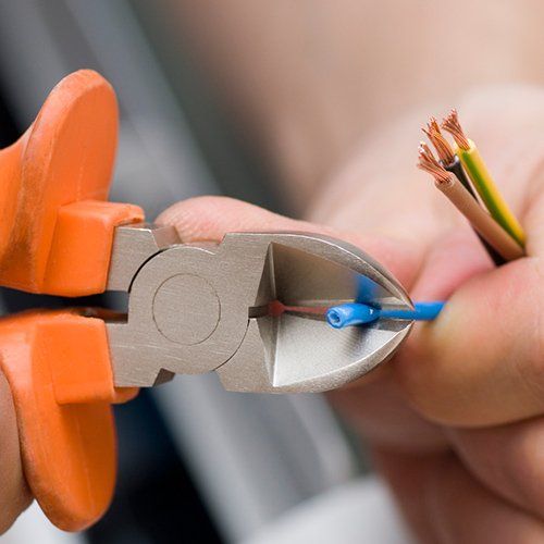 A-1 Electric — Cutting Wires in Des Moines, IA A-1 Electric — Cutting Wires in Des Moines, IA