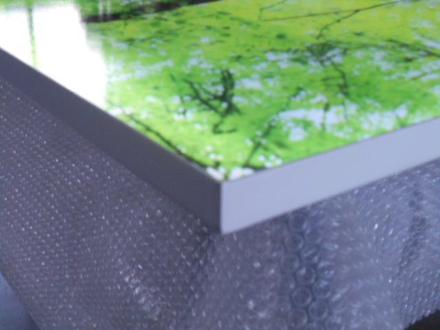 quadro luminoso su foglio di pluriball