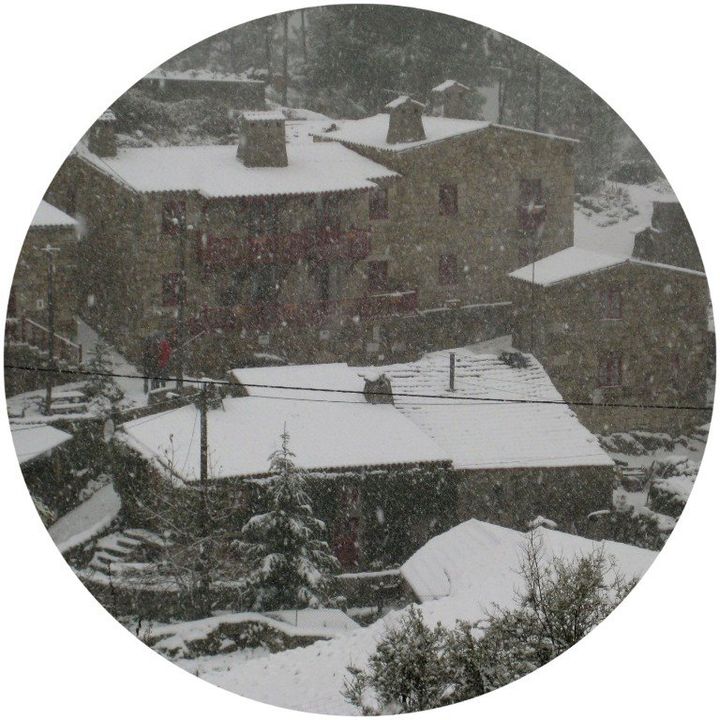 dístico Casa da Ribeira