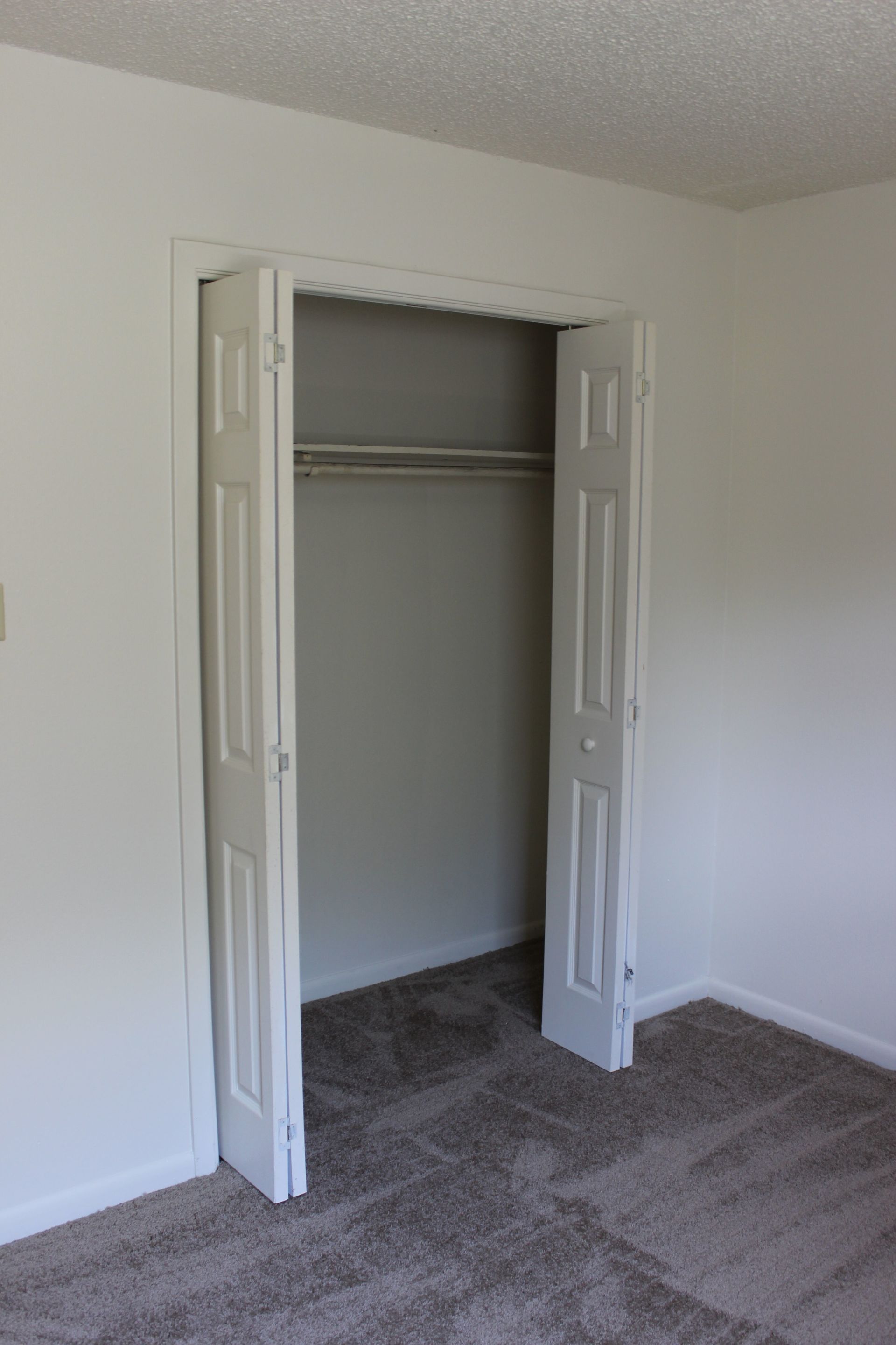 Mary Street Closet