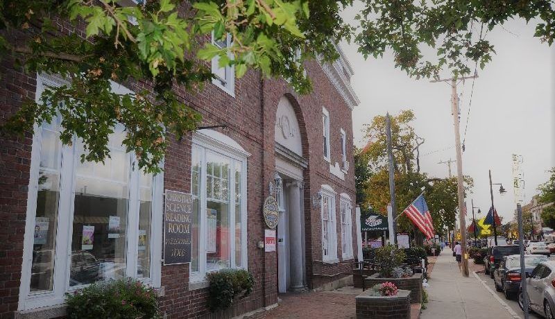 357 MAIN ST