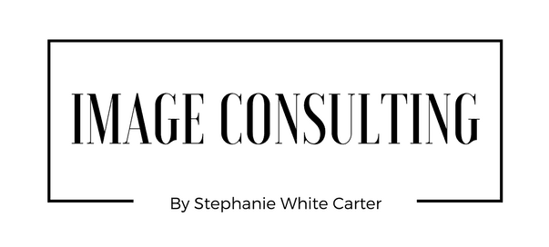 A black and white logo for image consulting by stephanie white carter.