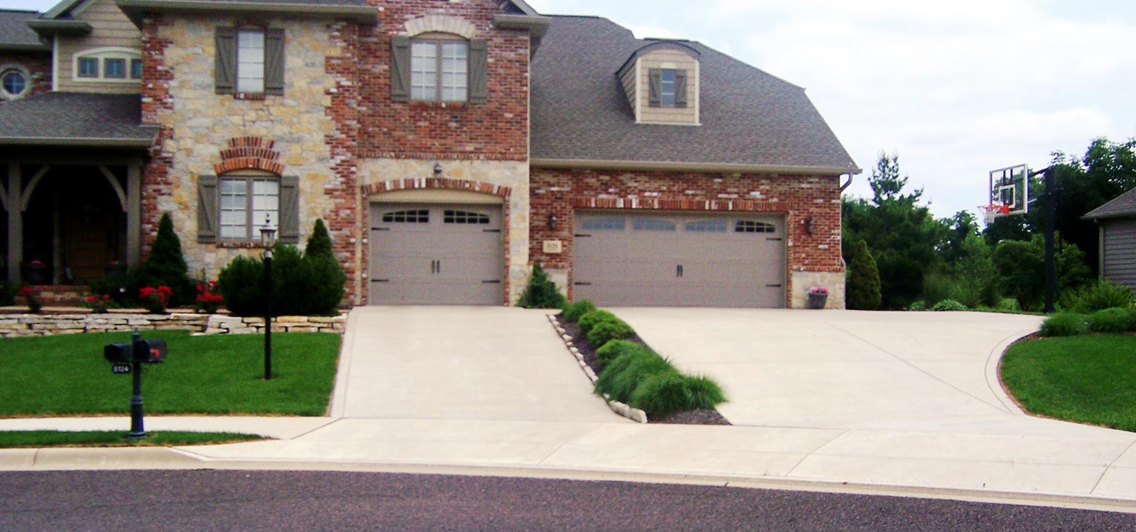 Concrete Driveways - Bloomington, IL
