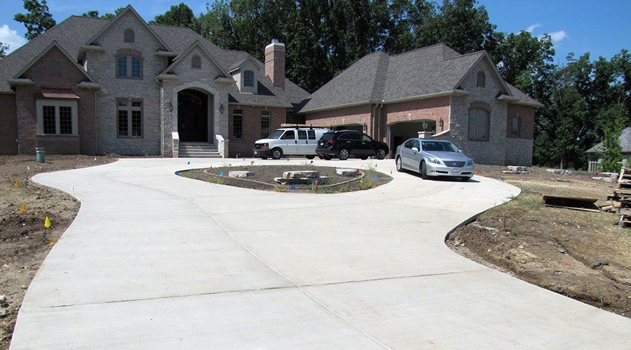 New Construction Concrete Driveway - Peoria, IL