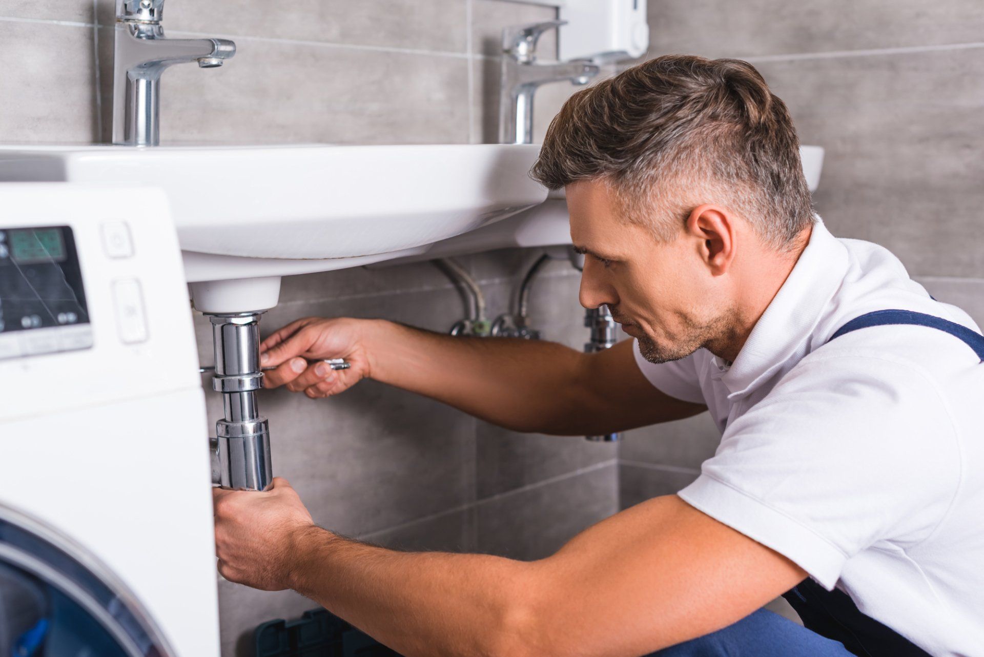 Modern Bathroom Fixtures — Seguin, TX — A1 Tri-County Plumbing