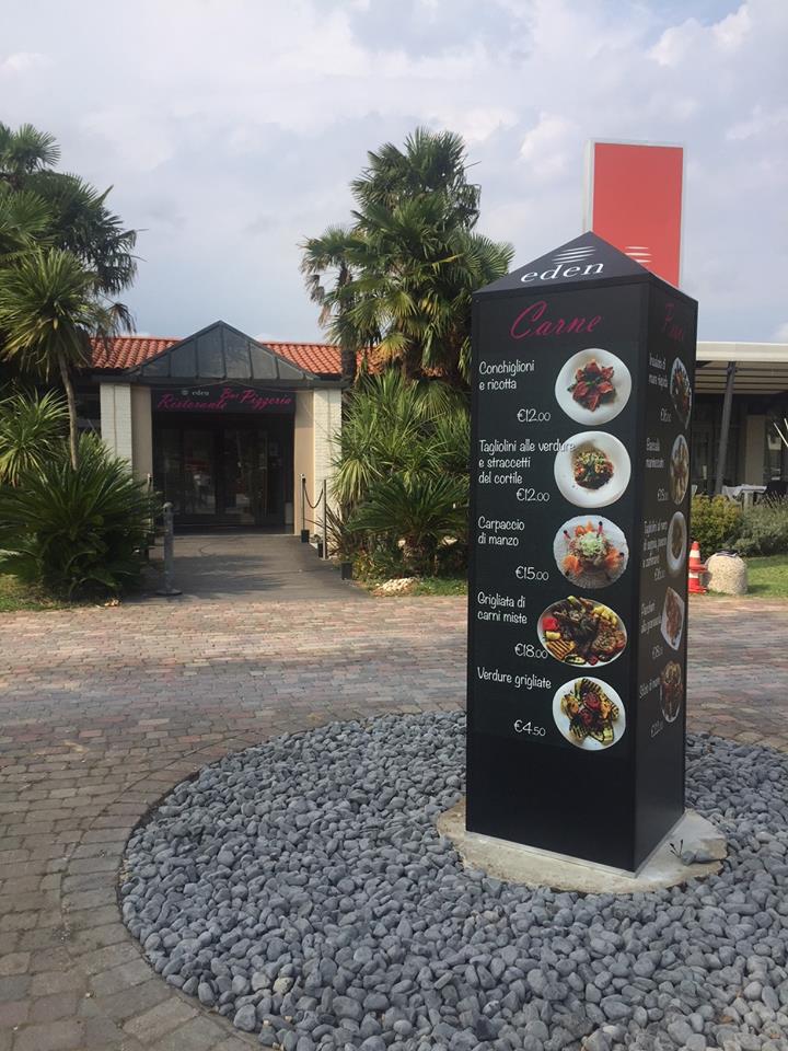 Totem per ristorante