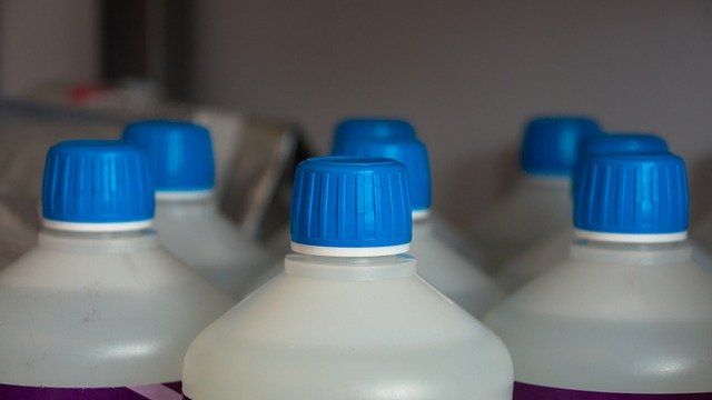 Antifreeze bottles Antifreeze can be highly toxic to cats
