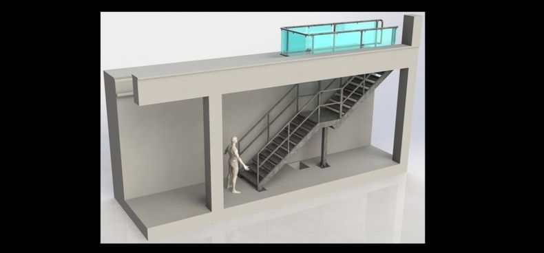 Scala per esterni con parapetto di sicurezza