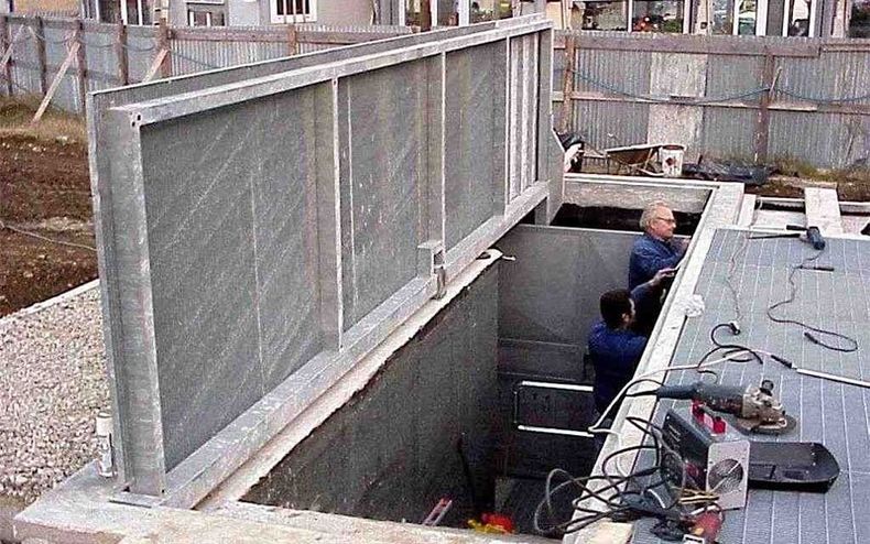 Uscite di emergenza da box sotterranei