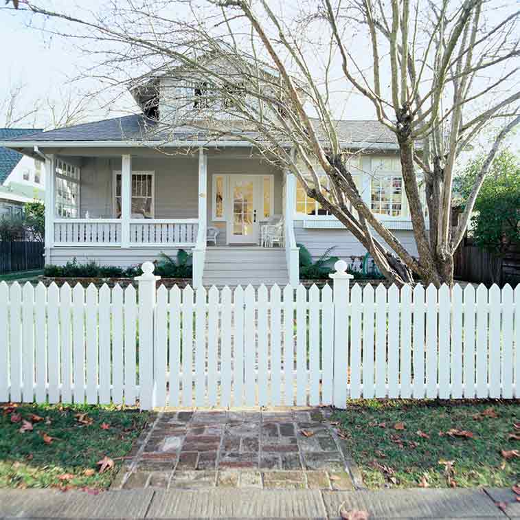 Wooden Fence ─ White Wooden Fence in Grand Rapids, MI
