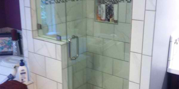 Newly Replace Glass Shower Door — Quality Windshield — South Pittsburg, TN — Quality Glass