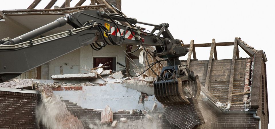 house demolition