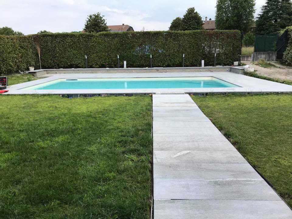 piscina esterna