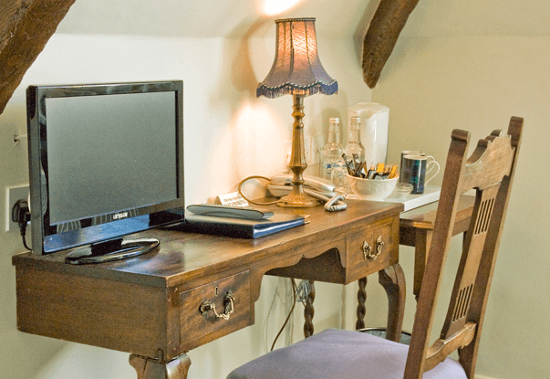 B&B Double Room Guest Accommodation Chipping Sodbury, Bristol