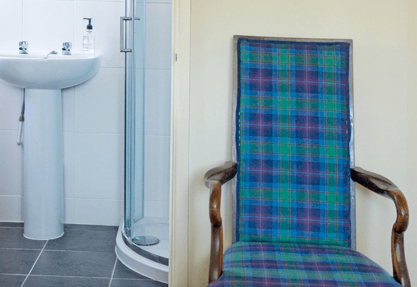 B&B Double Room Guest Accommodation Chipping Sodbury, Bristol