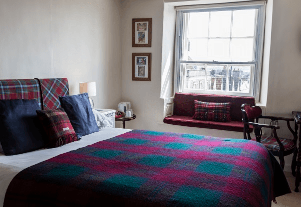 B&B Double Room Guest Accommodation Chipping Sodbury, Bristol