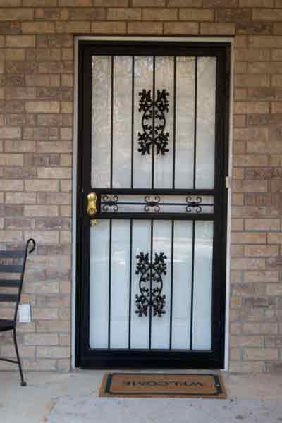 Glass Fence — Ste. K Santee, CA — Sam's Fencing Glass Fence — Ste. K Santee, CA — Sam's Fencing