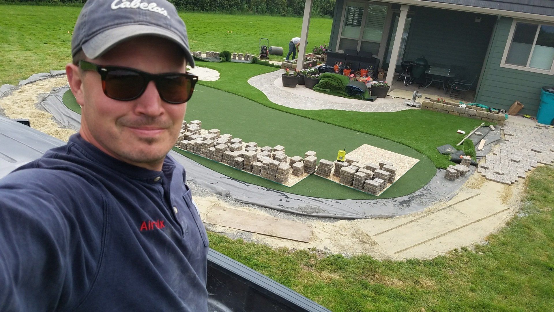 Selfie with putting green