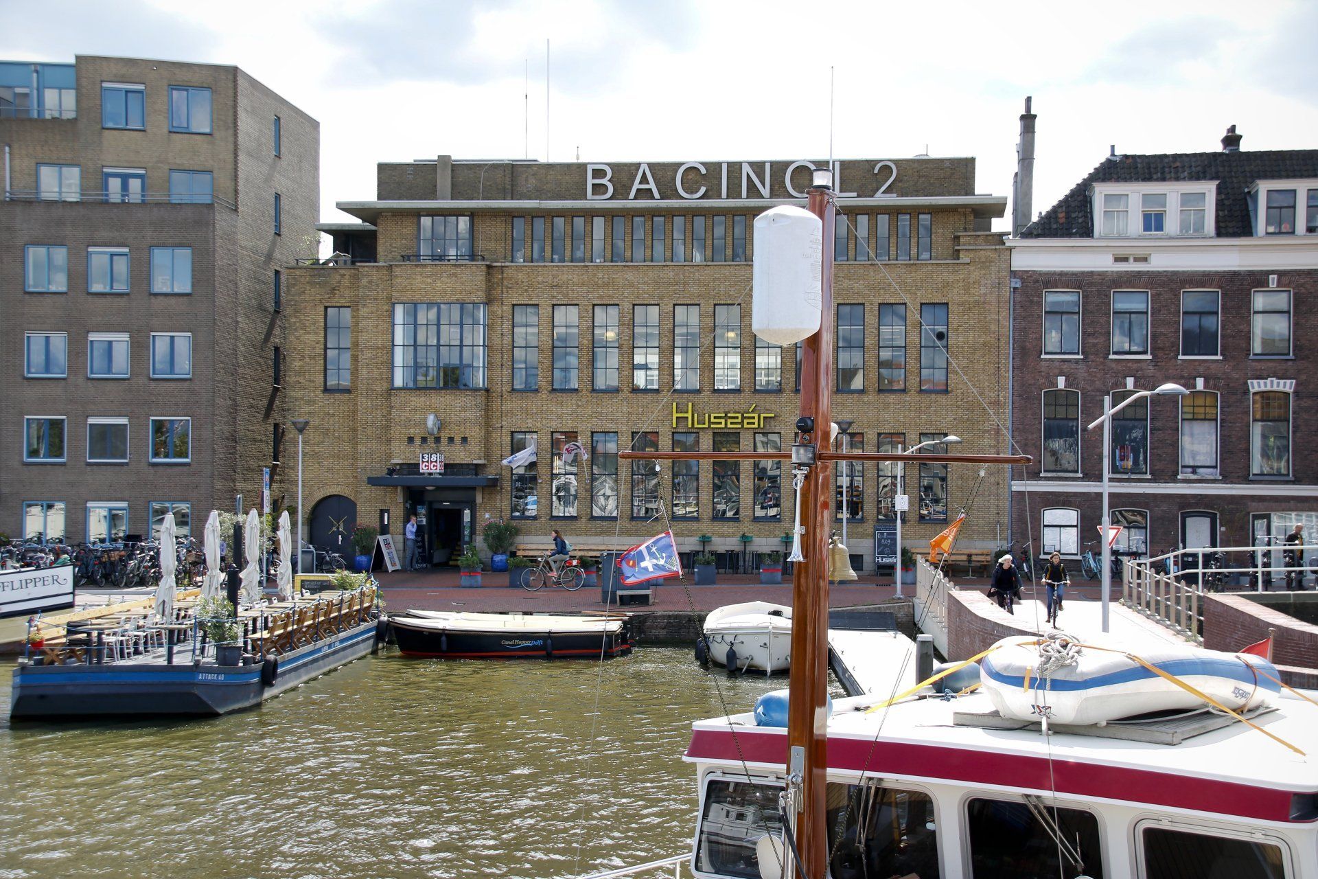 bacinol gebouw