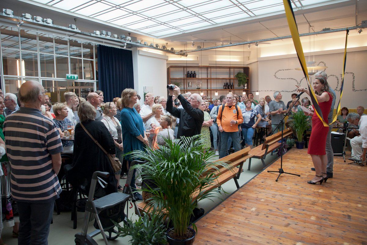 © Brigitte Louter - Opening Salon van Huszár