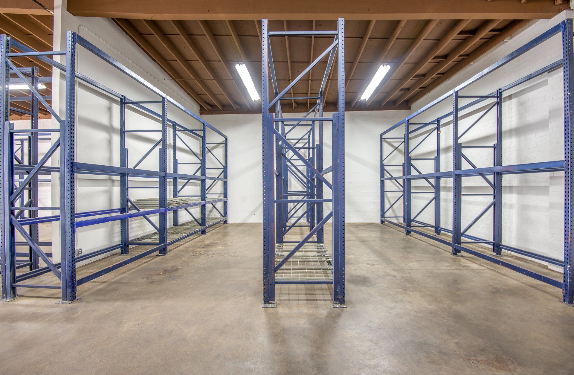 Commercial Industrial Lease, interior with metal shelving