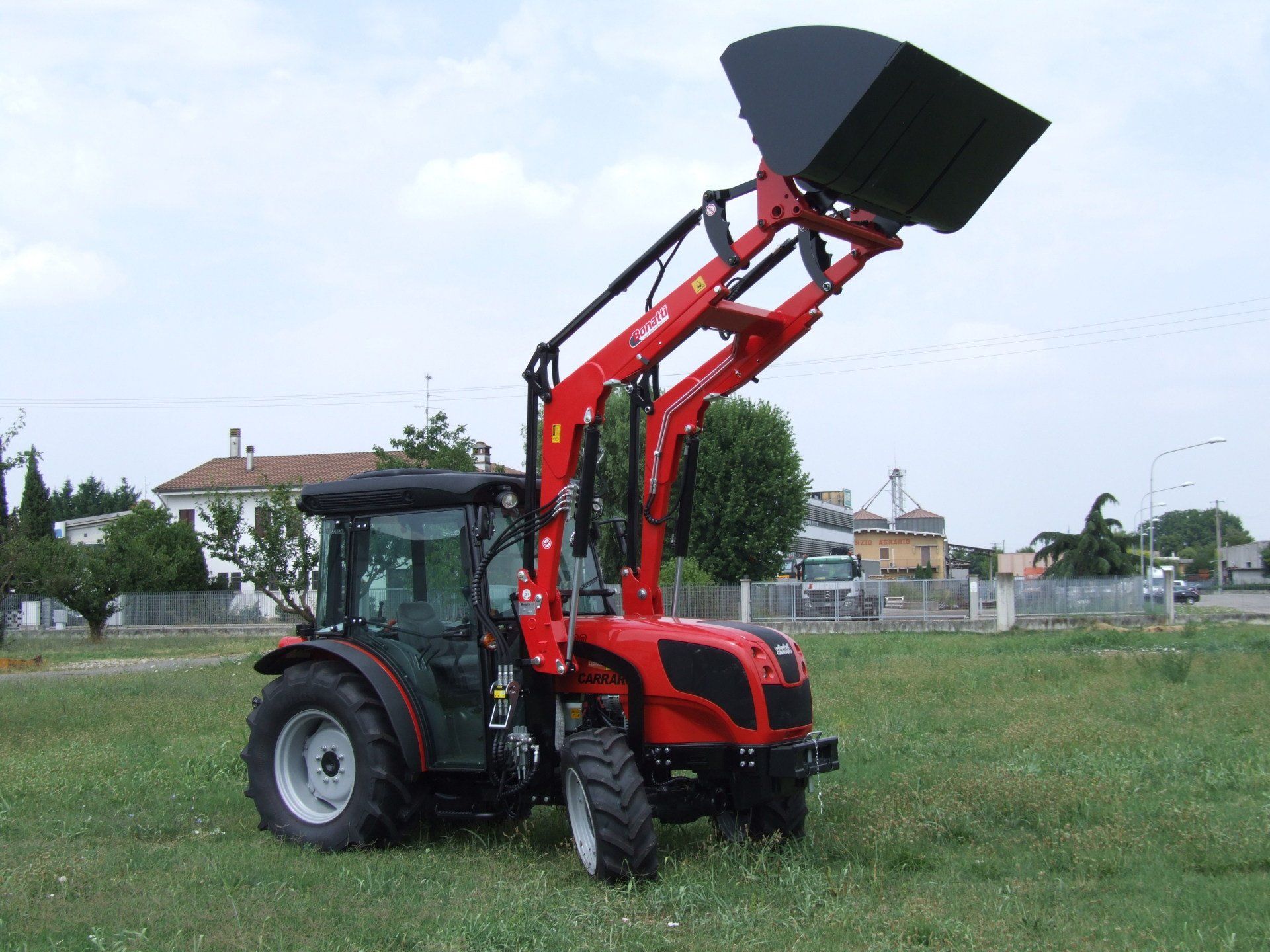 Caricatore frontale Mod. CF1 Benna terra