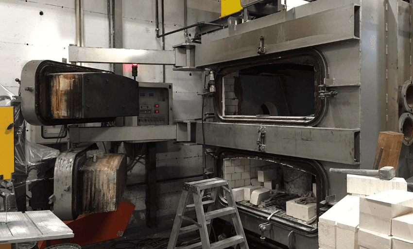 macchinari per la manifattura di articoli in metallo e acciaio inox