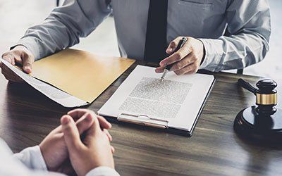 Contracts — Lawyer Reviewing Contract in Mooresville, IN Contracts — Lawyer Reviewing Contract in Mooresville, IN