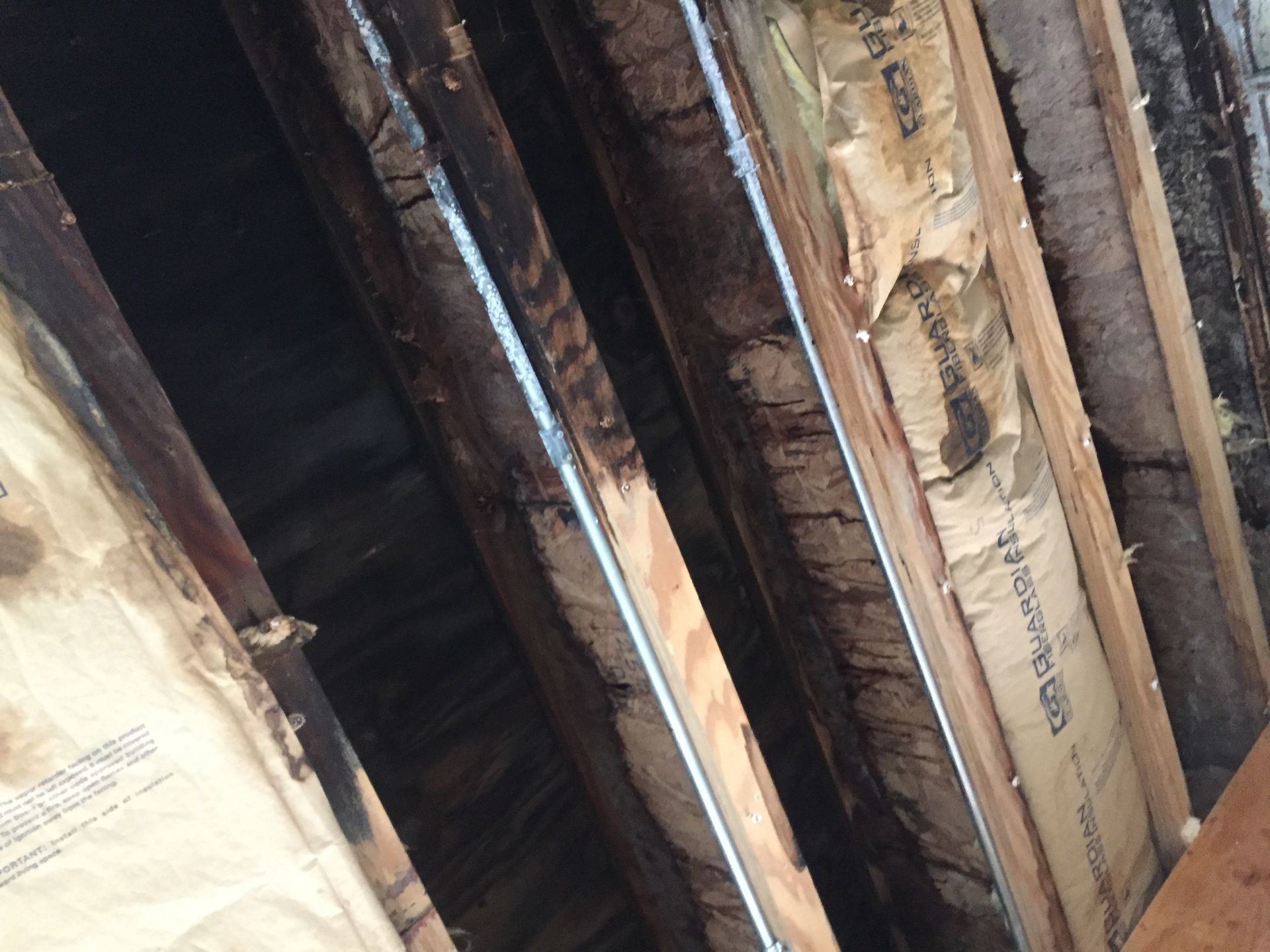 Wet garage roof trusses