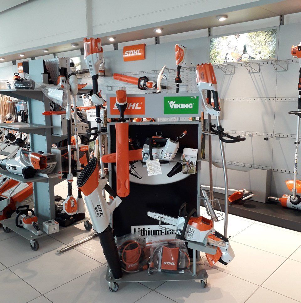 esposizione dei prodotti Stihl