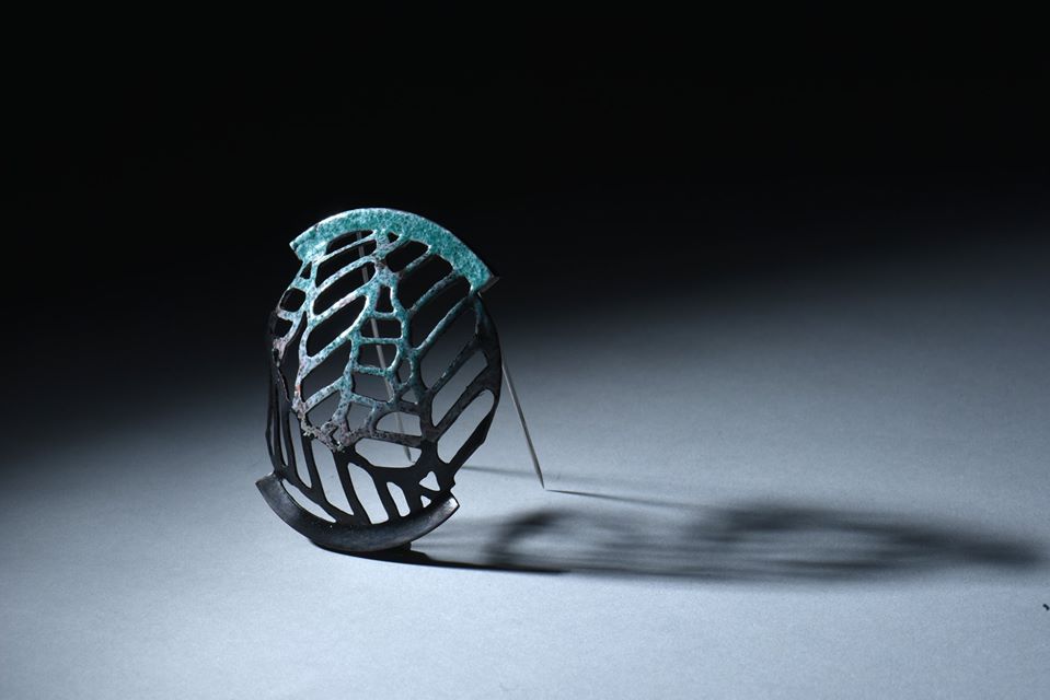 Mark Newman, Harbouring Memory, Brooch 2, 2015, copper, vitreous enamel, steel