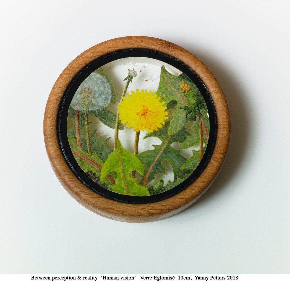 Verre églomisé of Human Vision by Yanny Petters at VUE Art Fair