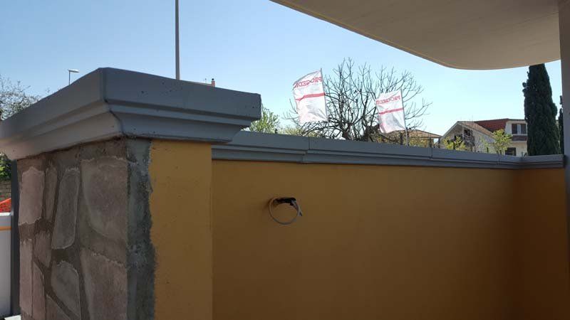 muro giallo