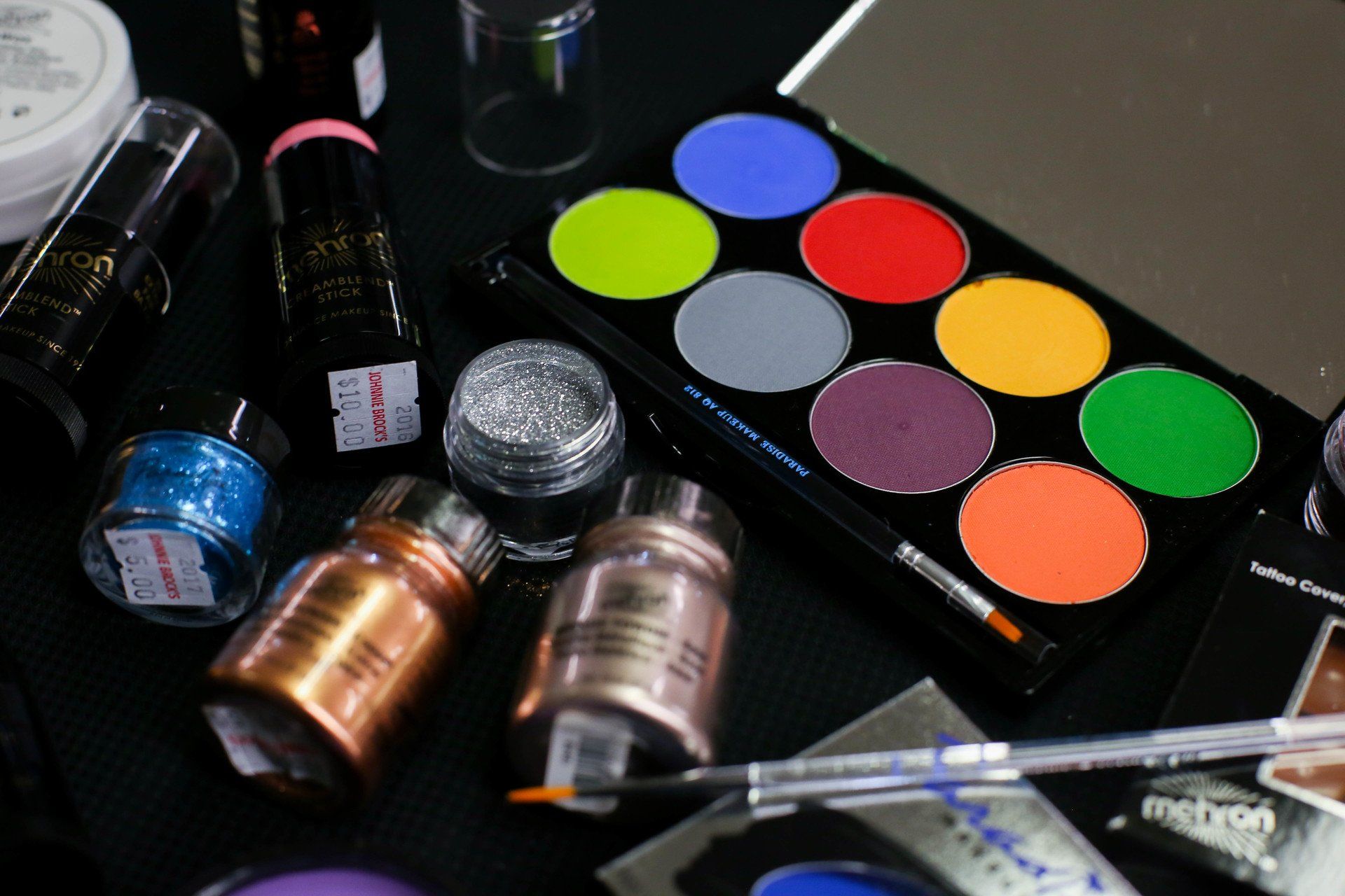Mehron makeup, Ben-Nye makeup, theatre makeup