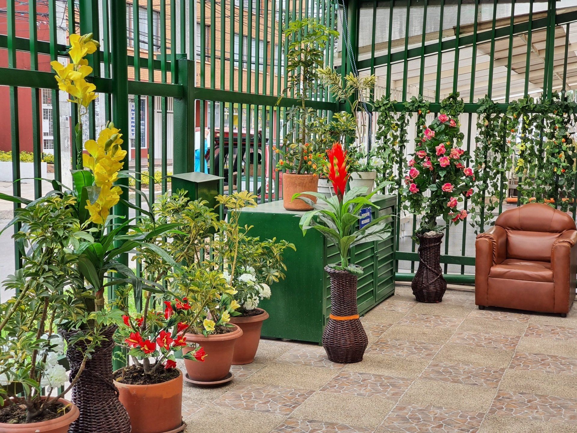 Exteriores Hogar Geriátrico Doña Tere Sede B